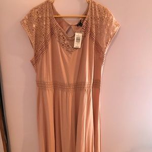 NWT, Torrid Peach Maxi Dress